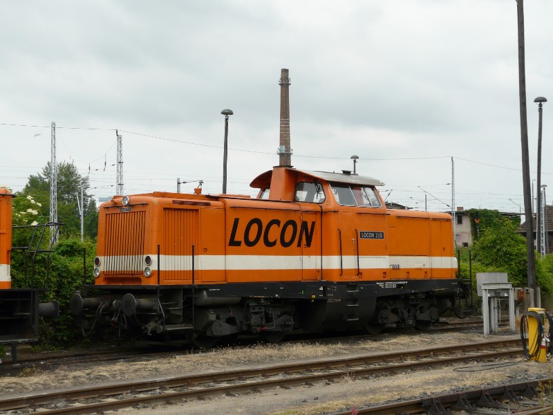 Locon 210 - 212 275-2.jpg